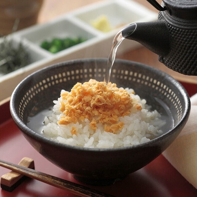 お茶漬け(鮭・梅・明太子)