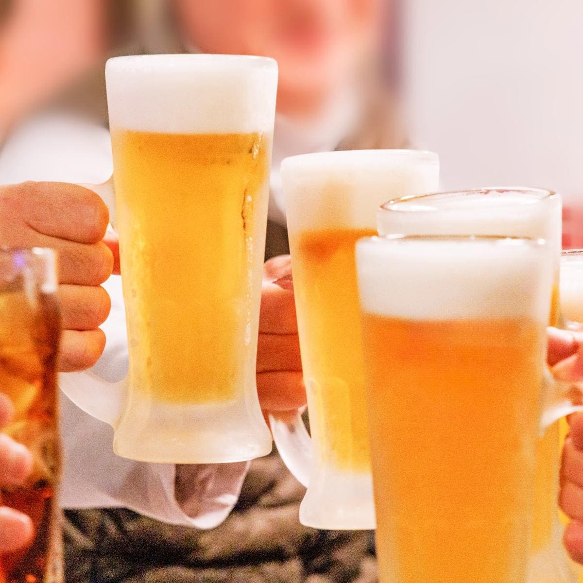 社会人の第一歩！】飲み会で恥をかかないためのマナーと悪酔いしないお