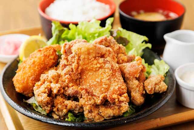 鶏唐揚げ（3個） ＋カキフライ（2個）