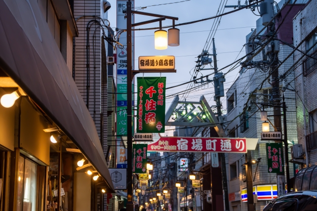 飲み屋横丁に佇む、北千住の定番大衆酒場。