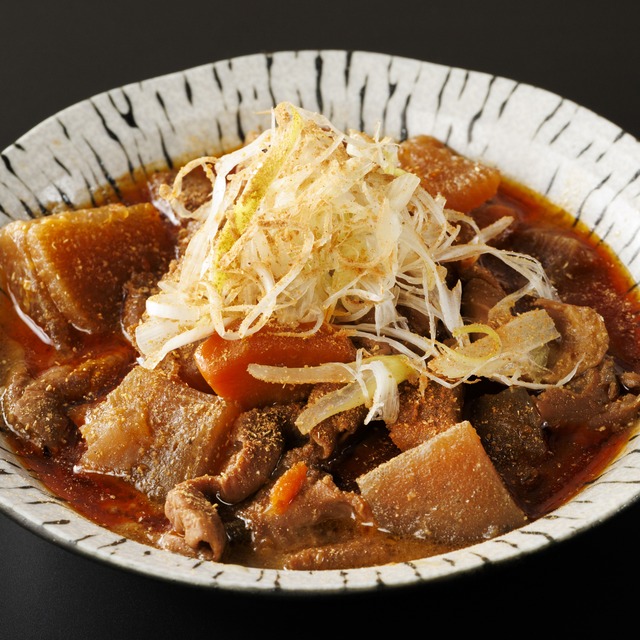 痺れもつ煮